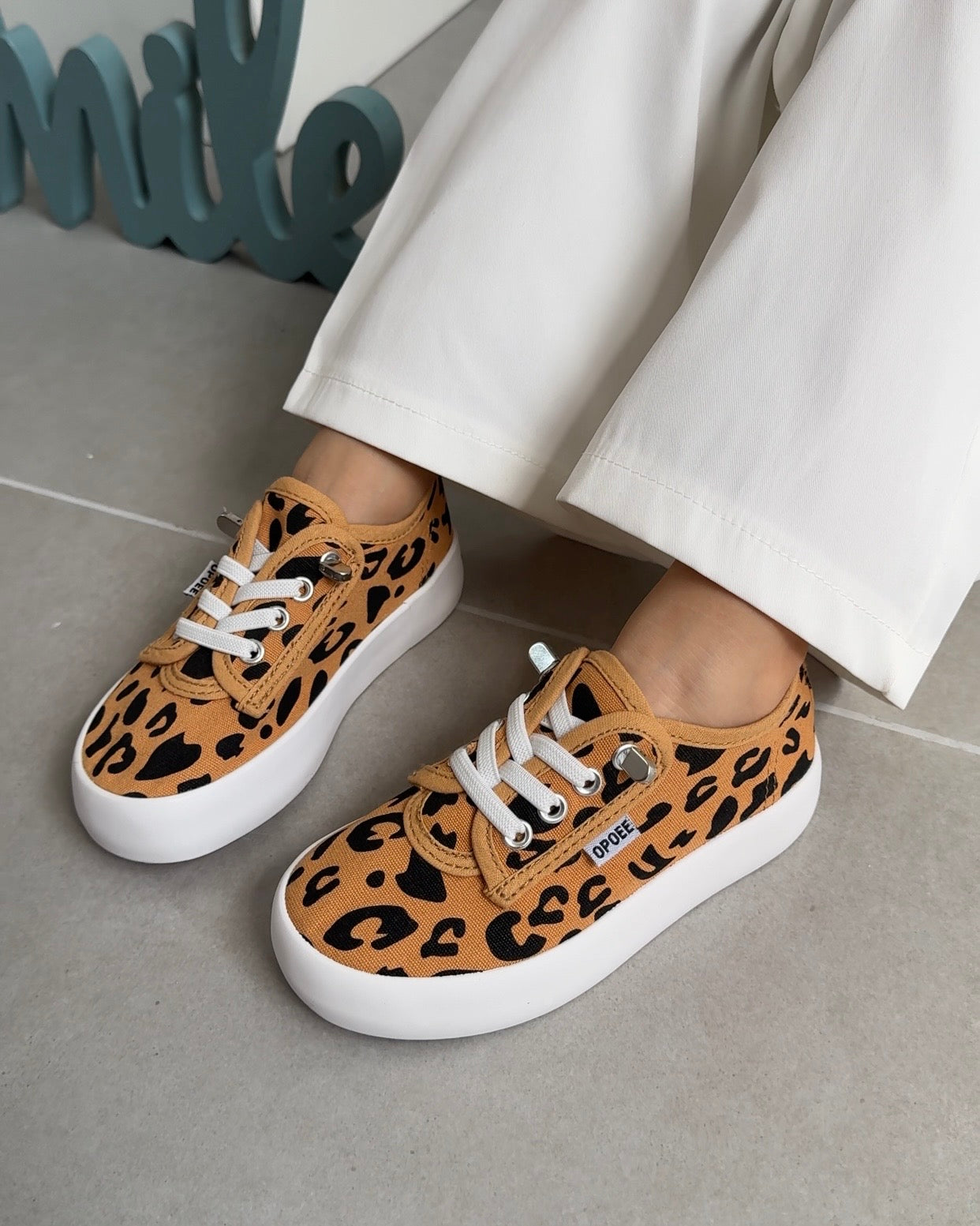 Tenis leopardo