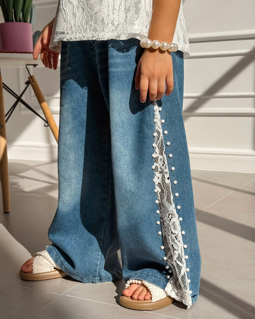 Set Coraline